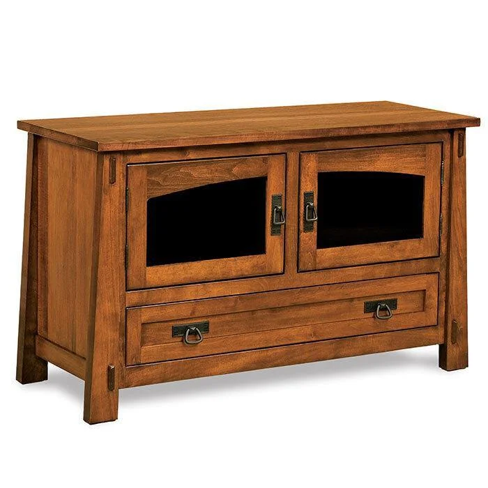 Modesto 48" Amish TV Stand