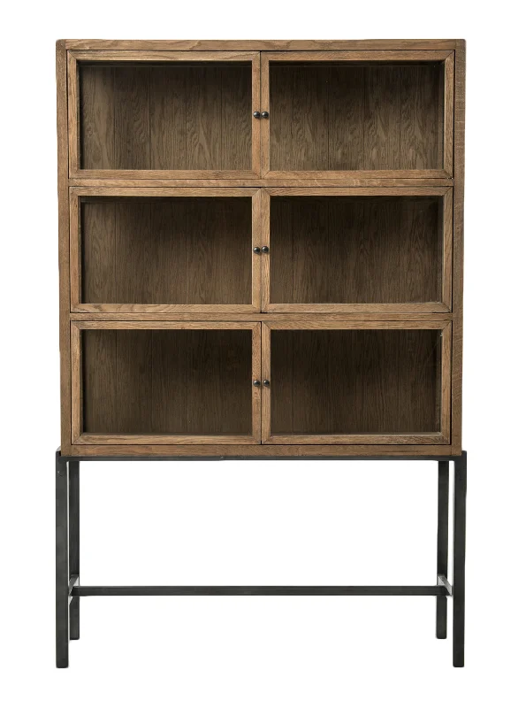 Nicholas Cabinet